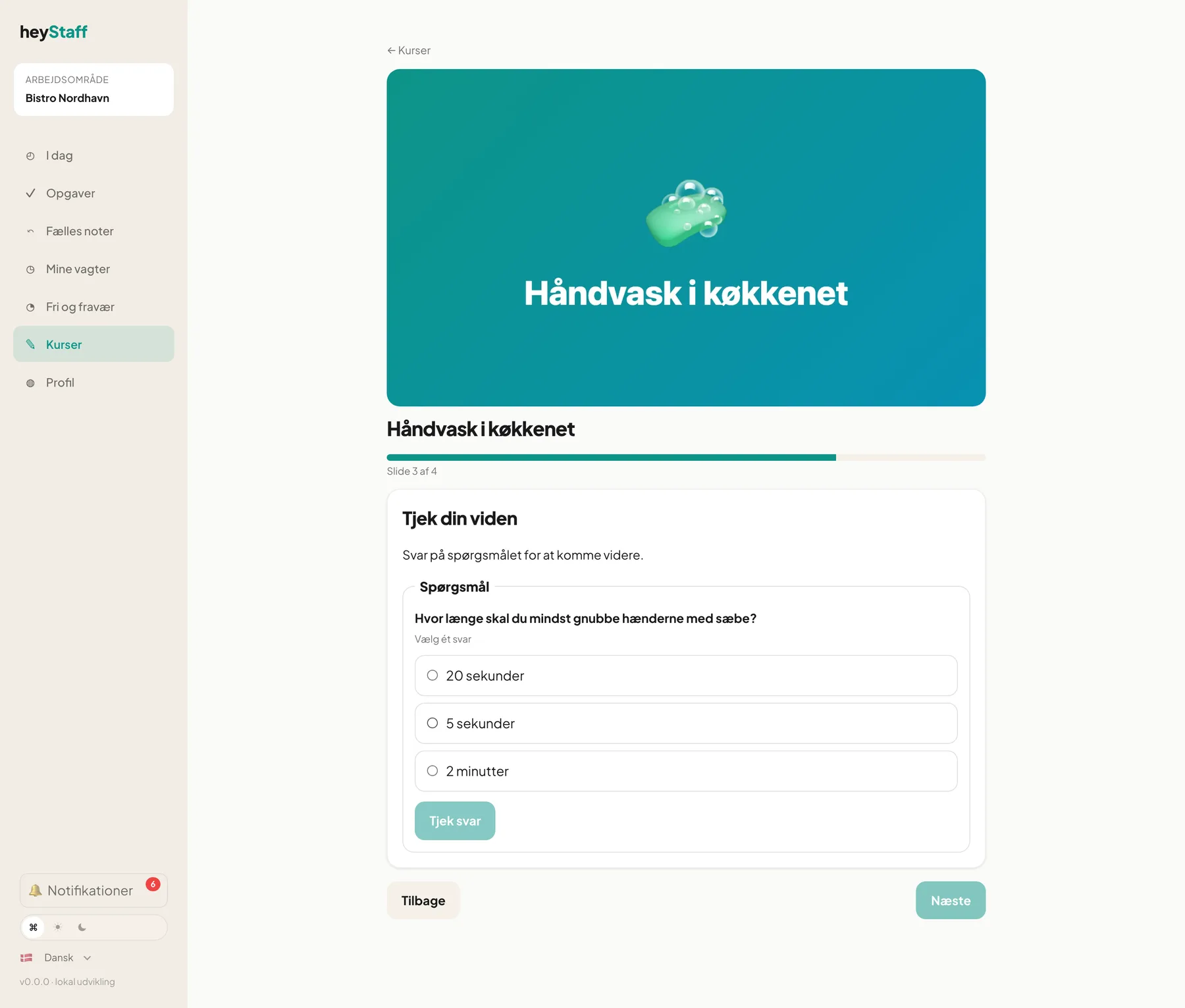 Et slide med tekst og quizspørgsmål